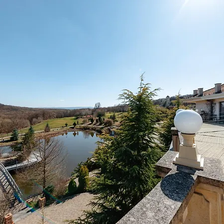 Sungarden Golf & Szálloda
