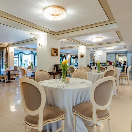 Hotel Sungarden Golf & 5*