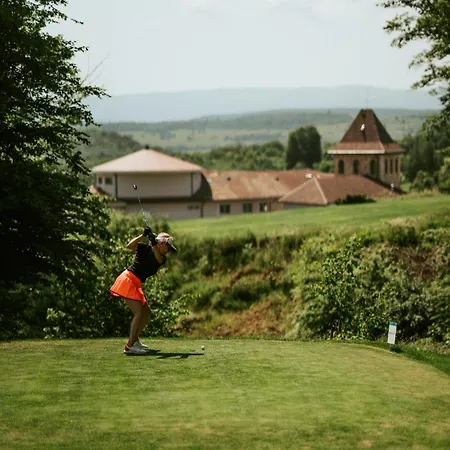 Szálloda Sungarden Golf &